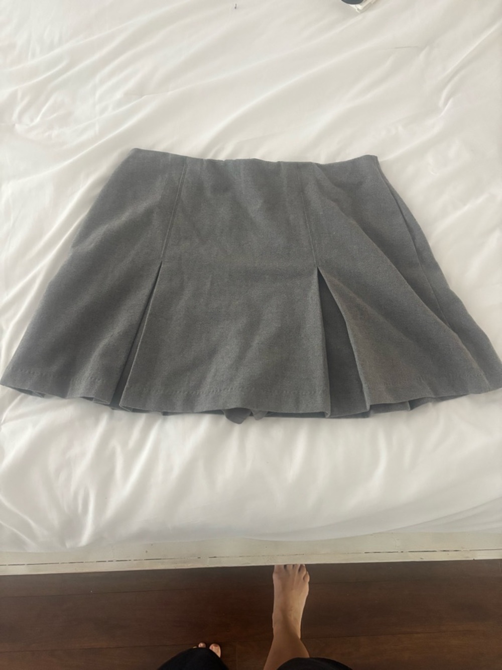Abercrombie & Fitch Gray Pleated Mini Skort/ skirt